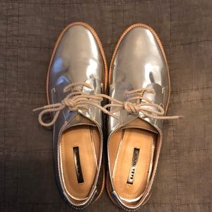 Low heal metallic zara shoes